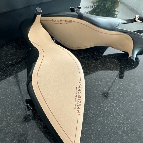 New in the box Isaac Mizrahi Black Pearl-Embellished Heels - Picture 5 of 5